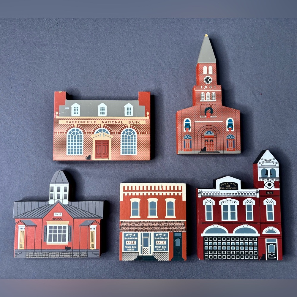 Cat's Meow Village Lot of 5 Church School Firehouse Bank Hardware 1989-1993